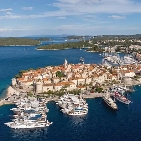 Stunning In Blato With House Sea View Appartement Prižba