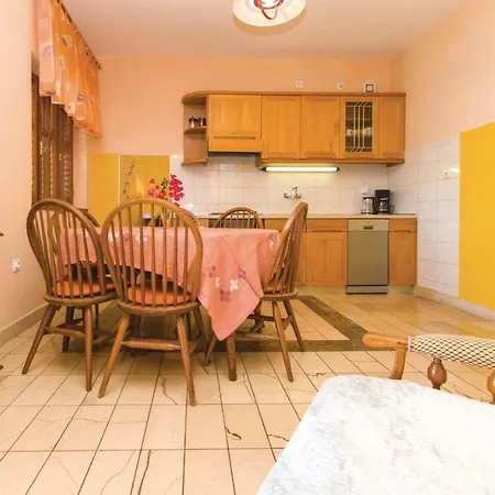 Appartement Stunning In Blato With House Sea View *